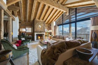 Alpine Retreat with Private Spa - 0