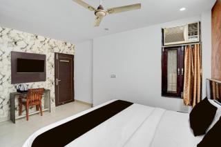 Townhouse Dwarka Sector 7 Formerly Legend - 4