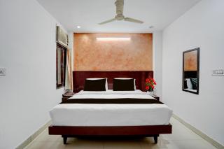 Townhouse Dwarka Sector 7 Formerly Legend - 1