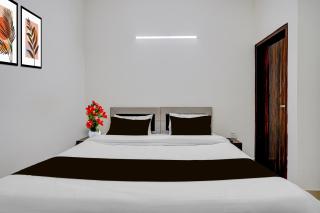 Hotel O Sector 69 Gurgaon - 6