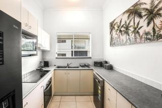 The Flirty Flamingo - Two bedroom seaside Condo - 3