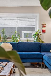 Mid Century Warmth Queen Bed Near Stampede, DT - 0