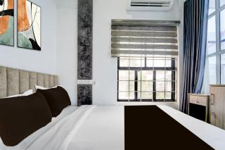 Hotel O Chakkaraparambu Vyttila - 1