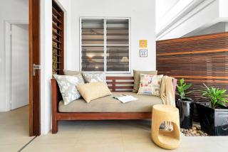 Sunhaven - Tropical Oasis with Pool near the Beach - 1