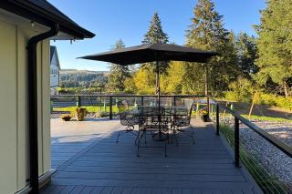 Oregon Wine Country Retreat: Sip & Dine Outside - 6