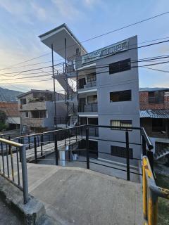 Medellín Premium Stay Comuna 13 - 5