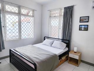 Villa Hendra Cimaja - Beachfront, 2BR, 1BA, Full Kitchen - 7