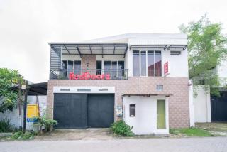 RedDoorz At Sukomanunggal Surabaya - 5