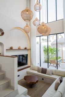 Villa Saya - Modern 2BR Retreat Near Seseh - 5