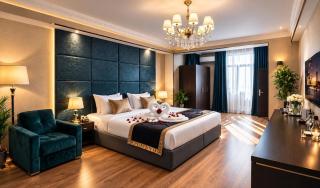 Golden Twin Hotel's - 8
