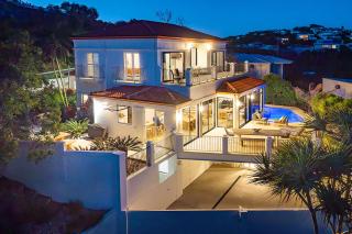 Villa Sunshine - Spectacular ocean views minutes to the sand - Sunshine Beach - 0
