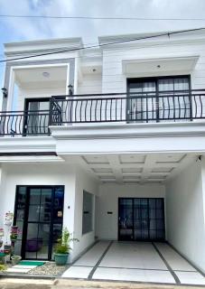 Eleanor Homestay Dieng Syariah - 0