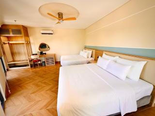 The Sol Hotel - 9