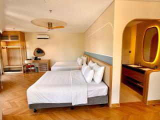 The Sol Hotel - 8