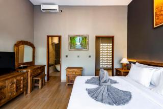 Aridana Villa Ubud by Dhananjaya Hospitality - 5