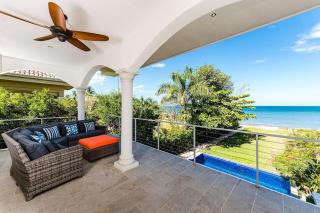 Oceanfront Villa, Private Pool & Concierge - 2