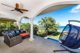 Oceanfront Villa, Private Pool & Concierge - 3