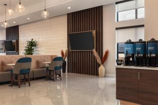 Homewood Suites By Hilton Wichita Airport - 1
