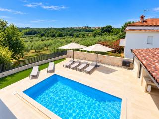 Villa FARO - new house, near beaches, heated pool, playroom, bbq, Salvore - Istria - Bašanija - 3