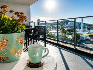 Harbourfront Views at Allure 2 Bedroom Apartment - 5