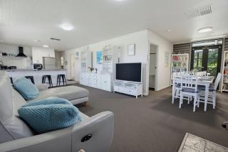 Silver Anchor Sleeps 14, 4 Bedrooms, 3 Bathrooms, Pets Welcome, Wi-Fi, Kids Paradise - 6