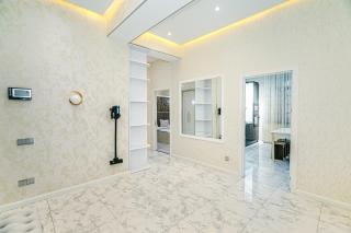 Deluxe Property in Nizami - 6