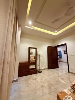 Luxury Two Beds Apartment-Loft'95, Abbottabad - 1