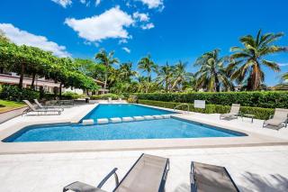 White Sand Beach Walk, Pool & Sunset Terrace - 9