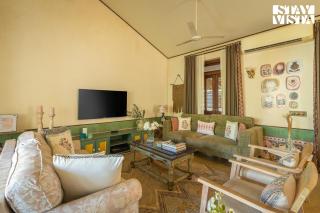 StayVista at The Secret Garden with Pool & Wi-Fi - 7
