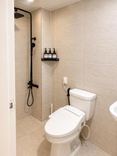 6-minute walk to Jeonpo Station, free parking, sowoon house - 5