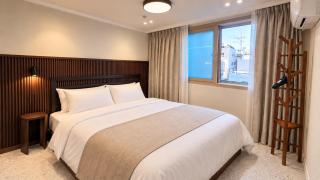6-minute walk to Jeonpo Station, free parking, sowoon house - 4