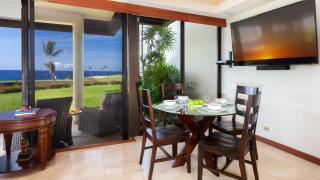 ❤PiH❤ Coastal Dreams Villa Ocean Front Walk to Private Beach Club Bikes - 2