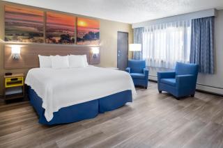 Days Inn by Wyndham Sioux Falls Airport - 1