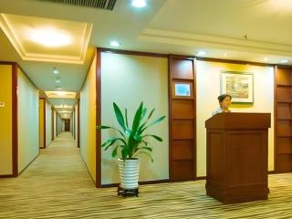 Friendship Hotel - 8
