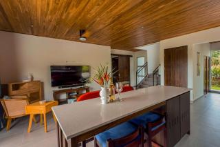 Sleep 8-EZ access-beach-restaurant-concierge - 6