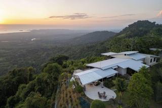Panoramic Ocean Villa w Pool & Pickleball Court - 3