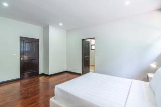 Gated-Pool-Mountain Villa-Sleep 8-Private-Wildlife - 3