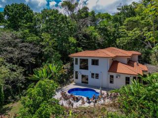 Gated-Pool-Mountain Villa-Sleep 8-Private-Wildlife - 9