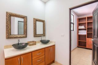 Gated-Pool-Mountain Villa-Sleep 8-Private-Wildlife - 1