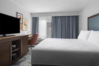 Hampton Inn Winchester-University/ Mall - 1
