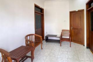 Urbanview Homestay Kopian Syariah Probolinggo - 3