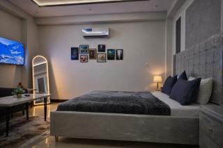 Apex Stays - Near Islamabad Airport - Family Apartment - Secure - 1