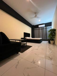 Luxe Studio Apartment in Islamabad, Margalla Views - 0