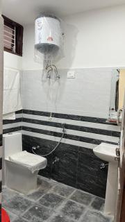 New Shine Home Stay - 1
