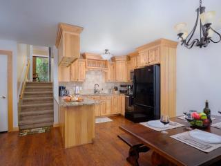 RMR: Four Seasons I Unit 2 Condo in Teton Village - 8