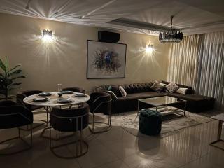 Luxury Penthouse with Sea View, 3 Bedrooms, Underground Parking - 1