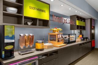 Home2 Suites By Hilton La Crosse - 1