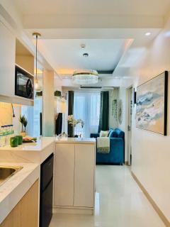 Shore Thing Suite Stay at SMDC Style Condo - 9