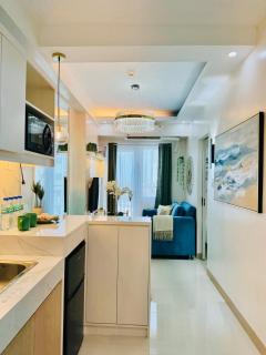 Shore Thing Suite Stay at SMDC Style Condo - 6