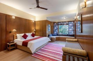 V are Family Lion's Den- 7BHK hill-top Pet Friendly Luxury Estate with Bonfire & BBQ - 6